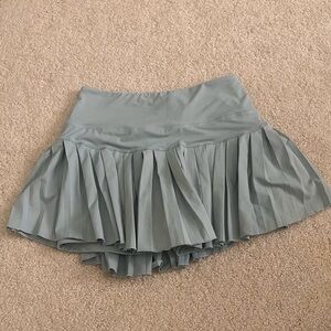 Goldhinge Pleated Skirt in Light blue